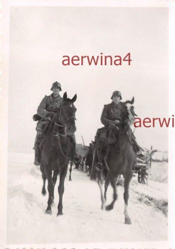 vormarsch deutsche Soldaten AR.24 auf Prag Tschechei