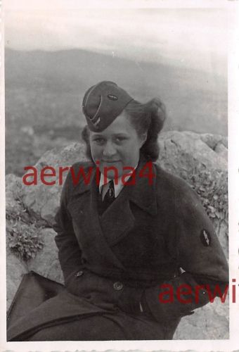 Portrait hübsches Blitzmädchen Wehrmachtshelferin Norwegen