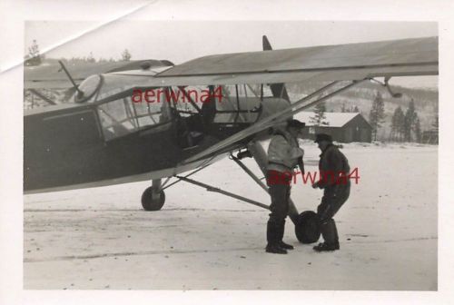 Deutscher Oberleutnant, Flugzeug Fieseler Storch Fi 156, Flug nach Andenes Norw.