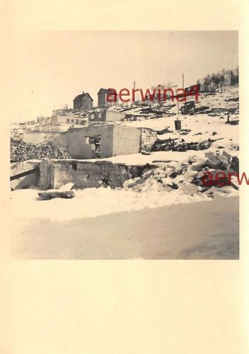 Zerstörte Häuser nach dem Kampf in Narvik Norwegen