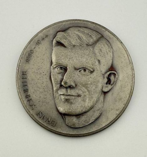 DDR Medaille Ernst Schneller 1890-1944