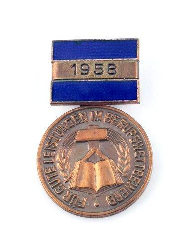 DDR Abzeichen für gute Leistungen im Berufswettbewerb Bronze 1958
