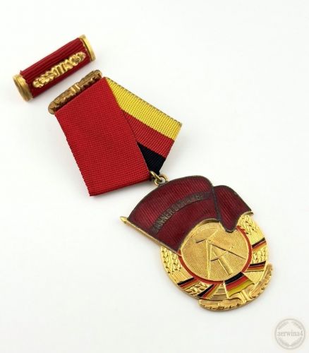 DDR Orden Banner der Arbeit ohne Stufenangabe Bartel 6e