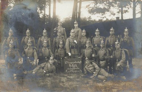 Fotokarte 1.WK Gruppenfoto Soldaten mit Preussen Pickelhaube 5./167 Mühlhausen