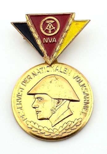 DDR Reservistenabzeichen der Nationalen Volksarmee in goldfarben