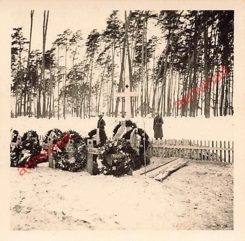Heldengedenktag 1942 Soldaten Heldenfriedhof Schepetowka Ukraine Ostfront