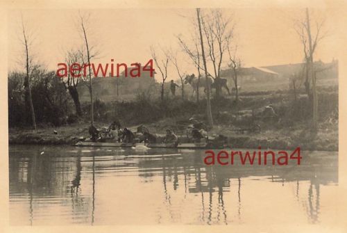 Französischer Frauen beim Waschen Kanal Orleans Frankreich