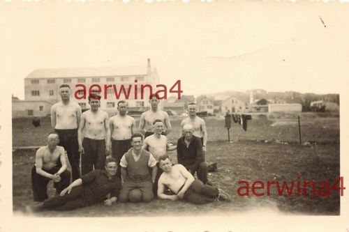 Gruppenfoto beim Fußball spielen Garnes bei Bergen Norwegen