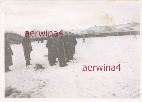 Appell deutsche Soldaten Stadion Garnes bei Bergen Norwegen