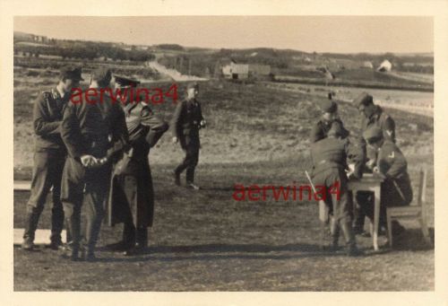 Deutsche Soldaten beim Übungsschiessen Haugesund Norwegen