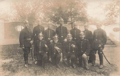 Foto AK 1.WK deutsche Soldaten Schulterklappe 48 Feld-Art.-Regt. Dresden Sachsen