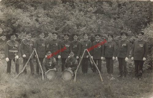 Foto AK 1.WK Soldaten mit Ordensspangen Abzeichen Militärverein Sachsen
