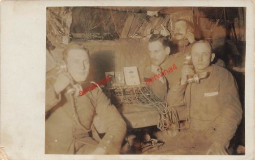 Foto AK 1.WK Soldaten mit Feldtelefon im Kommandobunker Wolhynien Galizien