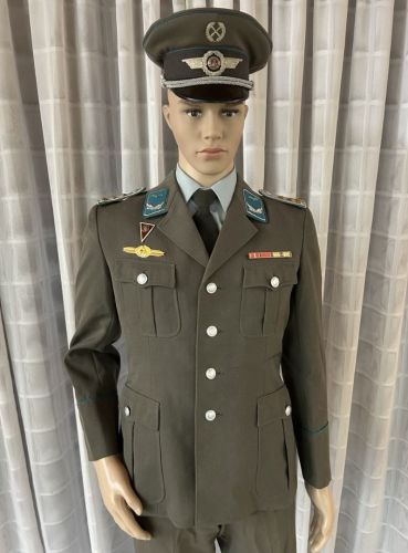 DDR NVA LSK Luftstreitkräfte Uniform Offizier Hauptmann Absolventenabzeichen