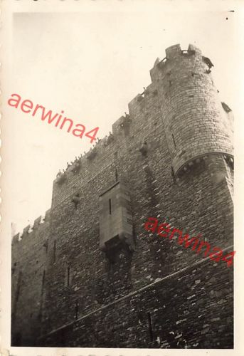 Deutsche Soldaten an der Gravensteen Burg Gent Flandern Belgien