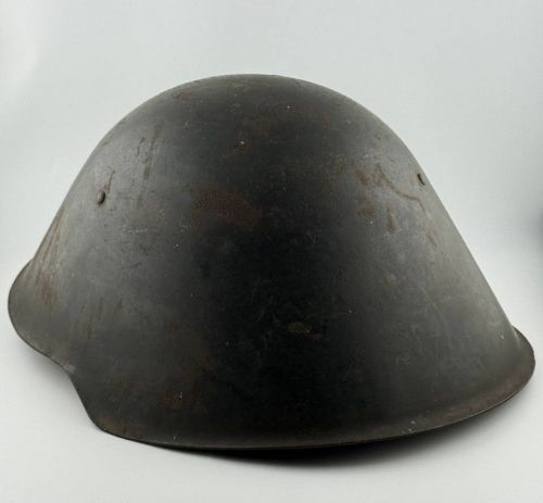 DDR NVA Stahlhelm Größe II 1958 3 Nieten