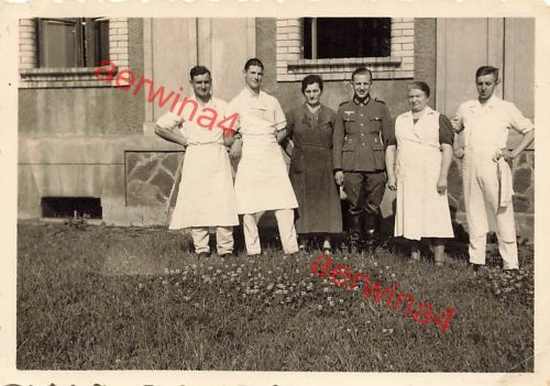 Deutsche Feldküche an Kaserne Brüx Sudetenland