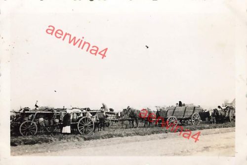 Polnische Flüchtlinge mit Hab und Gut bei Lodsch Polen