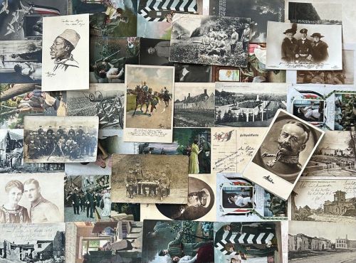 Lot / Konvolut 50 Foto AK Patriotika Feldpostkarten Soldaten Uniform Front 1. WK