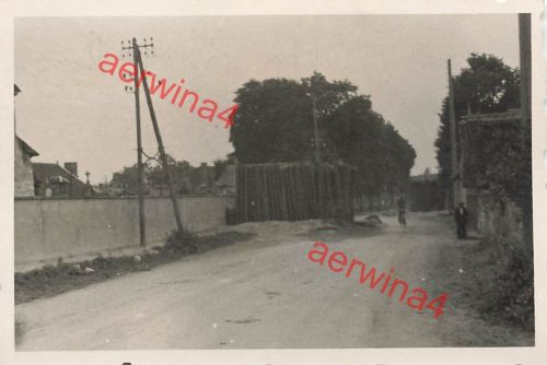 Straßensperren am Friedhof Dorf bei Nancy Frankreich