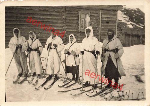 Deutsche Soldaten Wintertarn Anzug mit Schneeschuh Partisanen Einsatz Leningrad