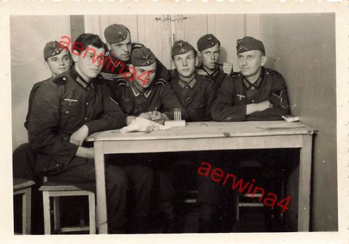 Deutsche Soldaten Muntionslehrgang in der Kaserne in Fontainebleau Frankreich