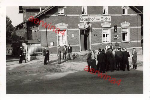 Zukunftige Soldaten sammeln sich am Gasthof zur Eiche Auerbach