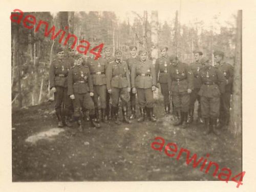 Deutsche Soldaten nach EK-2 Verleihung bei Salla Lappland Finnland