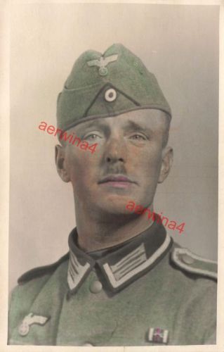 Portrait coloriertes Foto eines deutschen Soldaten Großfoto