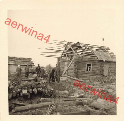 Russischer Bewohner im Sowjet Paradies bei Smolensk Russland Ostfront