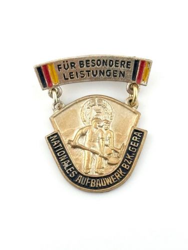 DDR Abzeichen Aufbaunadel Nationales Aufbauwerk NAW Bezirk Gera in Gold