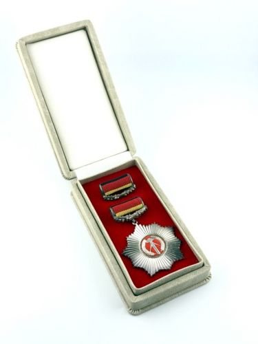 DDR VVO Vaterländischer Verdienstorden in Silber Bartel 4 g