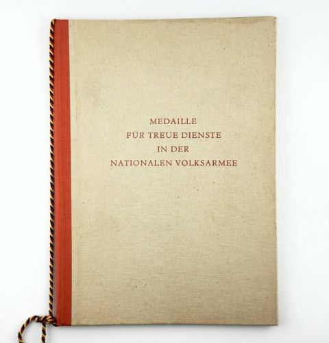 DDR NVA Urkunde Medaille für treue Dienste in der NVA Gold für 20 Jahre 1969