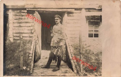 Foto-AK 1.WK Deutscher Soldat mit Jagdgewehr nach Entenjagd Ostfront