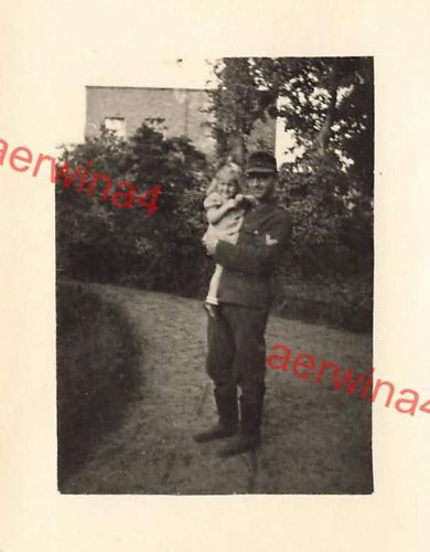 Besuch kleine Tochter vom Soldaten Kaserne Rinkau Bromberg Westpreussen