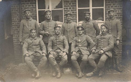 Foto 1.WK Gruppenfoto deutsche Soldaten nach EK-2 Verleihung