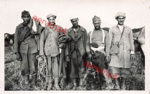 Portrait gefangene französische Soldaten bei Évreux Frankreich