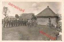 Spieß meldet Kommandeur Soldaten angetreten zum Impfen Chmarka Russland Ostfront