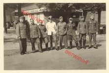 Gruppenfoto deutsche Soldaten Sanitäter in Leipzig