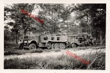 Zugmaschine Sd. Kfz. 7 mit 8,8 Flak bei Übung in Burg bei Magdeburg