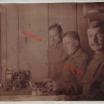 Foto-AK 1.WK deutsche Soldaten Funker Abt.28 am Morseapparat in Lyck Ostpreussen