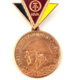 DDR NVA Reservistenabzeichen Medaillenform 1966-1989 in Bronze
