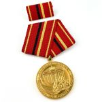 DDR MdI Verdienstmedaille der Kampfgruppen der Arbeiterklasse in Gold