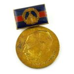 DDR Karl-Liebknecht-Medaille Ausgezeichnete Leistungen in der Berufsausbildung