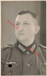 Foto Portrait Deutscher Soldat Rgt. 11 mit Feldspange Großfoto
