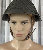 DDR NVA Stahlhelm mit Tarnnetz Größe II 1972