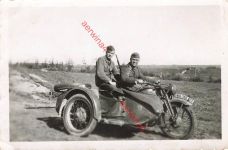 Kradschützen mit Mottorad Zündapp KS 600 Chatteneuf Frankreich