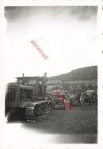 Russ. Beute Raupe Stalinez mit deutschen Geschütz Roslawl Russland Ostfront