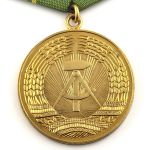DDR MdI Medaille treue Dienste Bewaffnete Organe Ministerium des Innern Gold