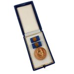 DDR FDJ Arthur-Becker-Medaille in Bronze im Etui Freie Deutsche Jugend